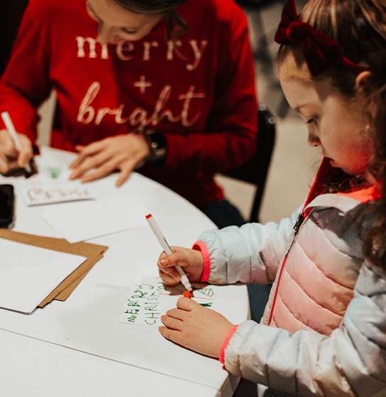 kids making christmas cards