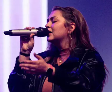 Worship image - Anna